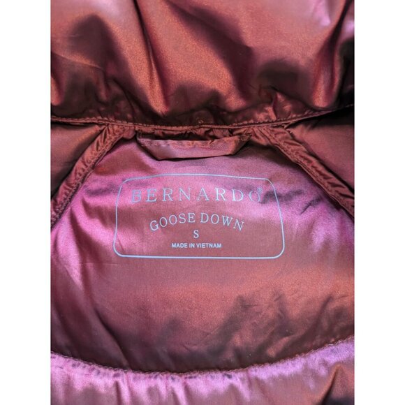 Bernardo Womens Goose Down Puffer Vest Small Purple Packable Iridescent Quilted - Picture 4 of 8